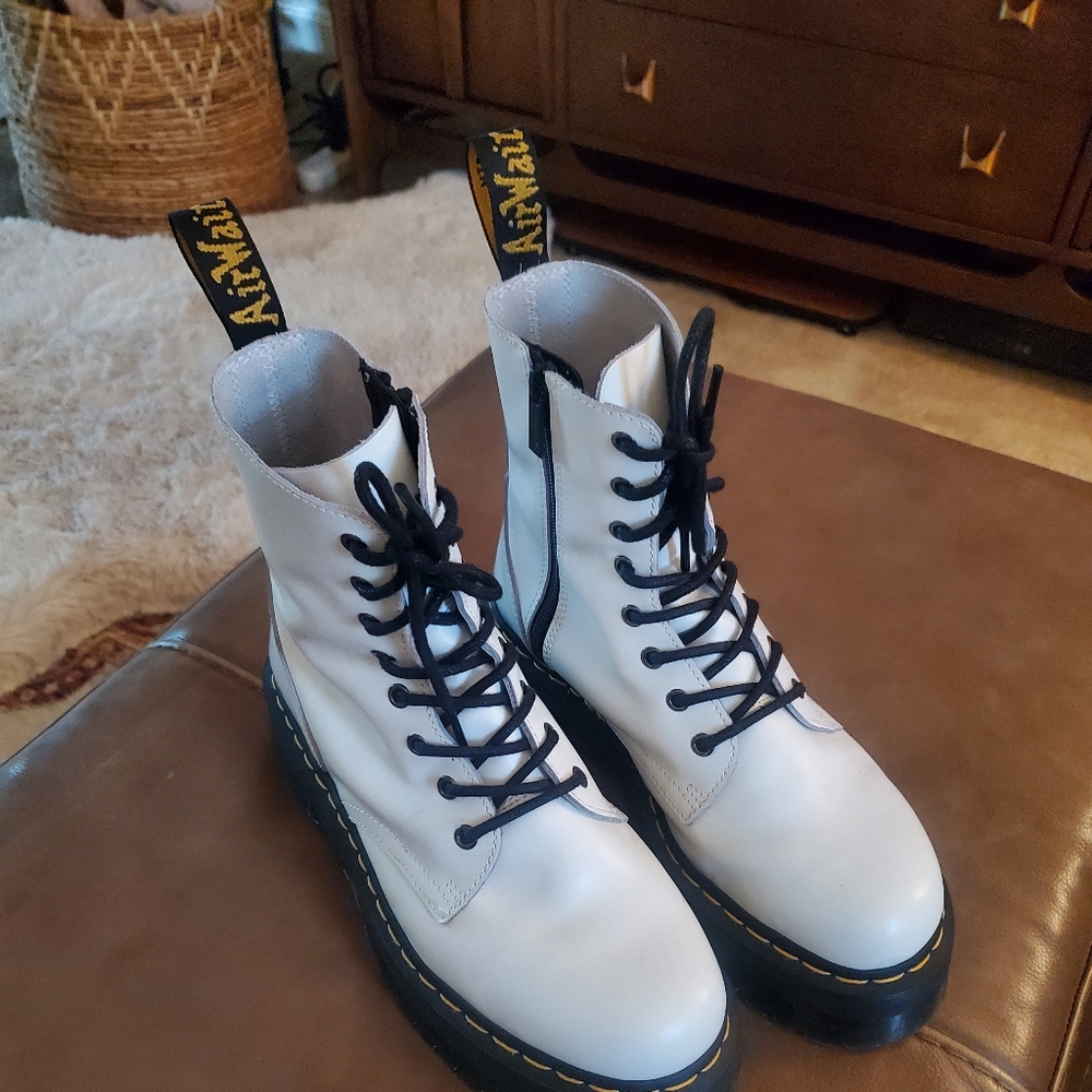 Dr.martens Jadon unisex boots ladies 10/ men's 9
